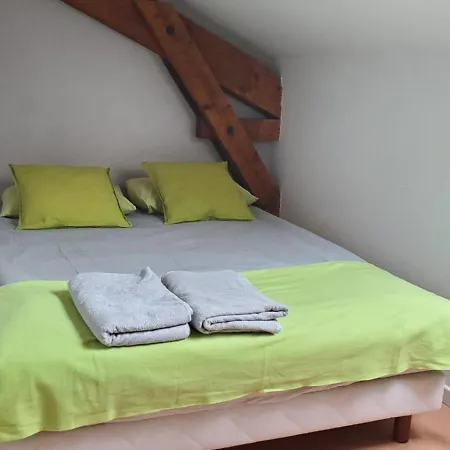 - Belle Maison De Village Holiday home Riviere-sur-Tarn